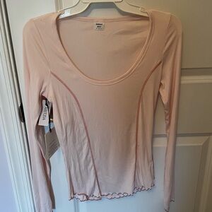 Aritzia Sunday best top